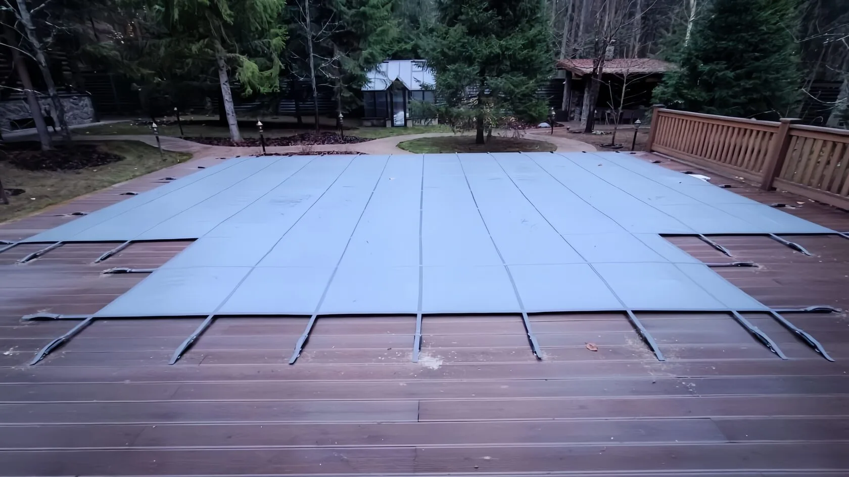 Покрывало для бассейна Laguna Cover Mesh в Новороссийске